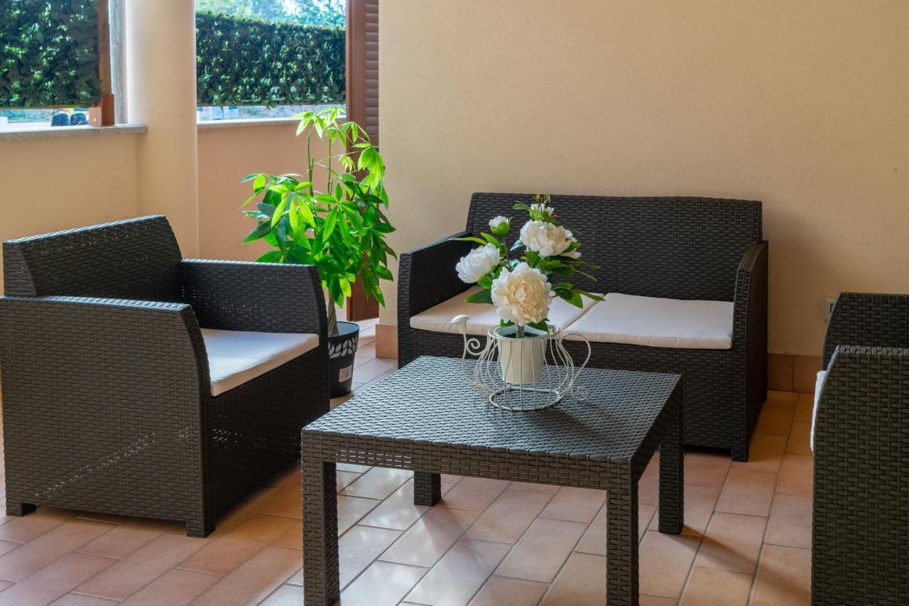 Il Borgo Appartamenti Olbia Exterior photo